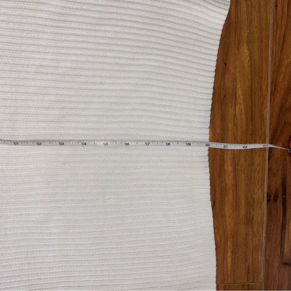 Dress Barn Vintage White Ribbed Tank Top - Picture 7 of 7